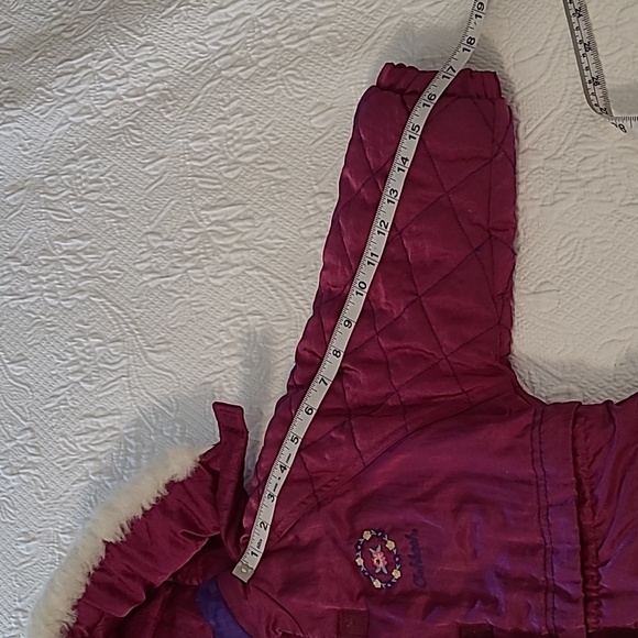 Vintage girls Osh-Kosh B'gosh winter jacket with detachable hood. - Picture 8 of 9